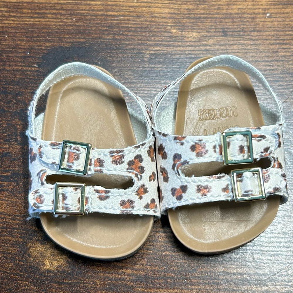 American Girl Doll sandals lots o spots